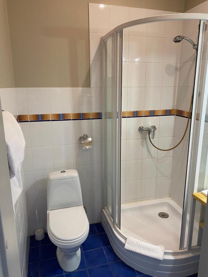 Hotel Kert Free Parking Riga Bagian luar foto