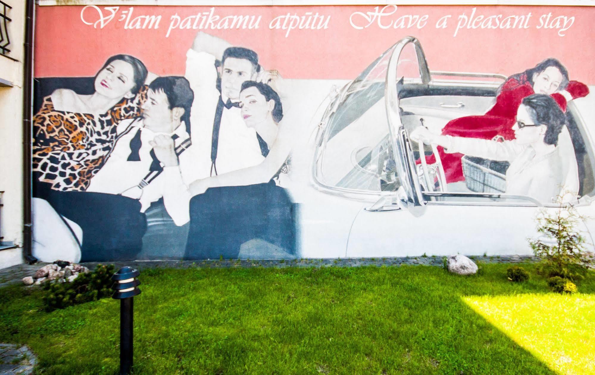 Hotel Kert Free Parking Riga Bagian luar foto